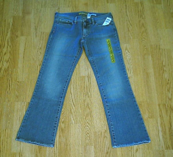 OLD NAVY LOW WAIST BOOTCUT STRETCH JEANS-6-31 X 31-NWT