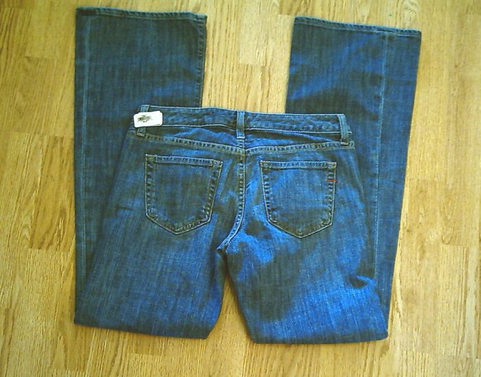 GAP LOW RISE FLARE STRETCH JEANS-SIZE 2-31 X 32-NWT