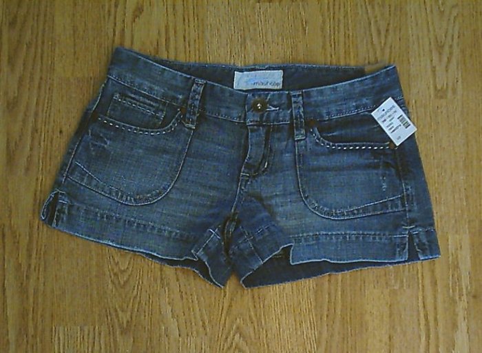 MAURICES JEANS DENIM SHORTS-SIZE 1/2-30 X 3-NWT