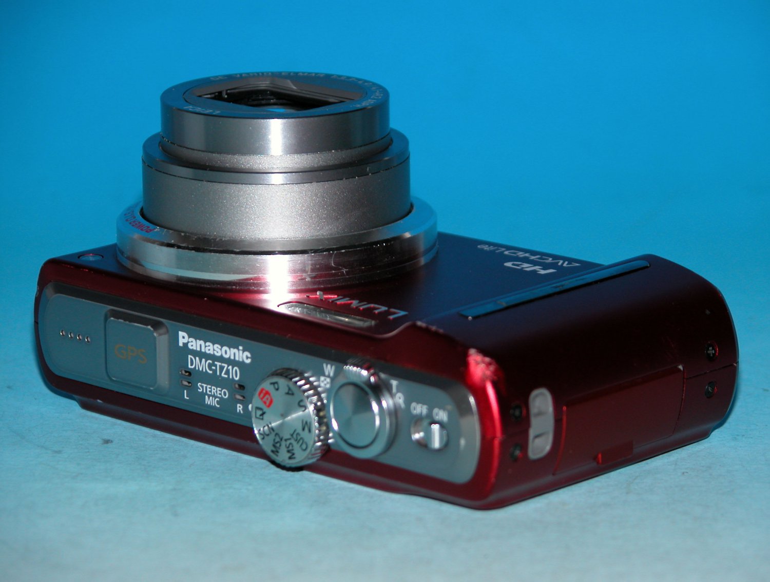 Panasonic LUMIX DMCZS7 / DMCTZ10 12.1MP Digital Camera Red 1400