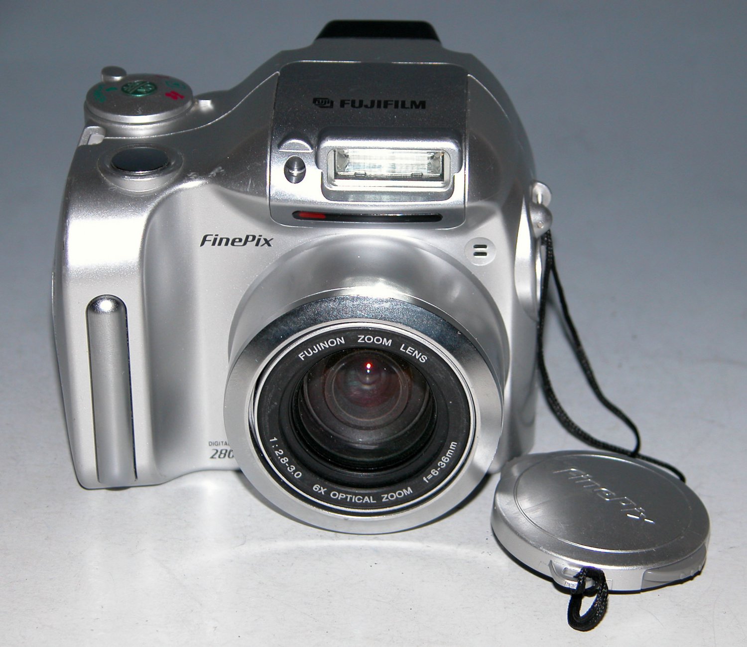 Fujifilm Finepix 2800 2mp Digital Camera #9707