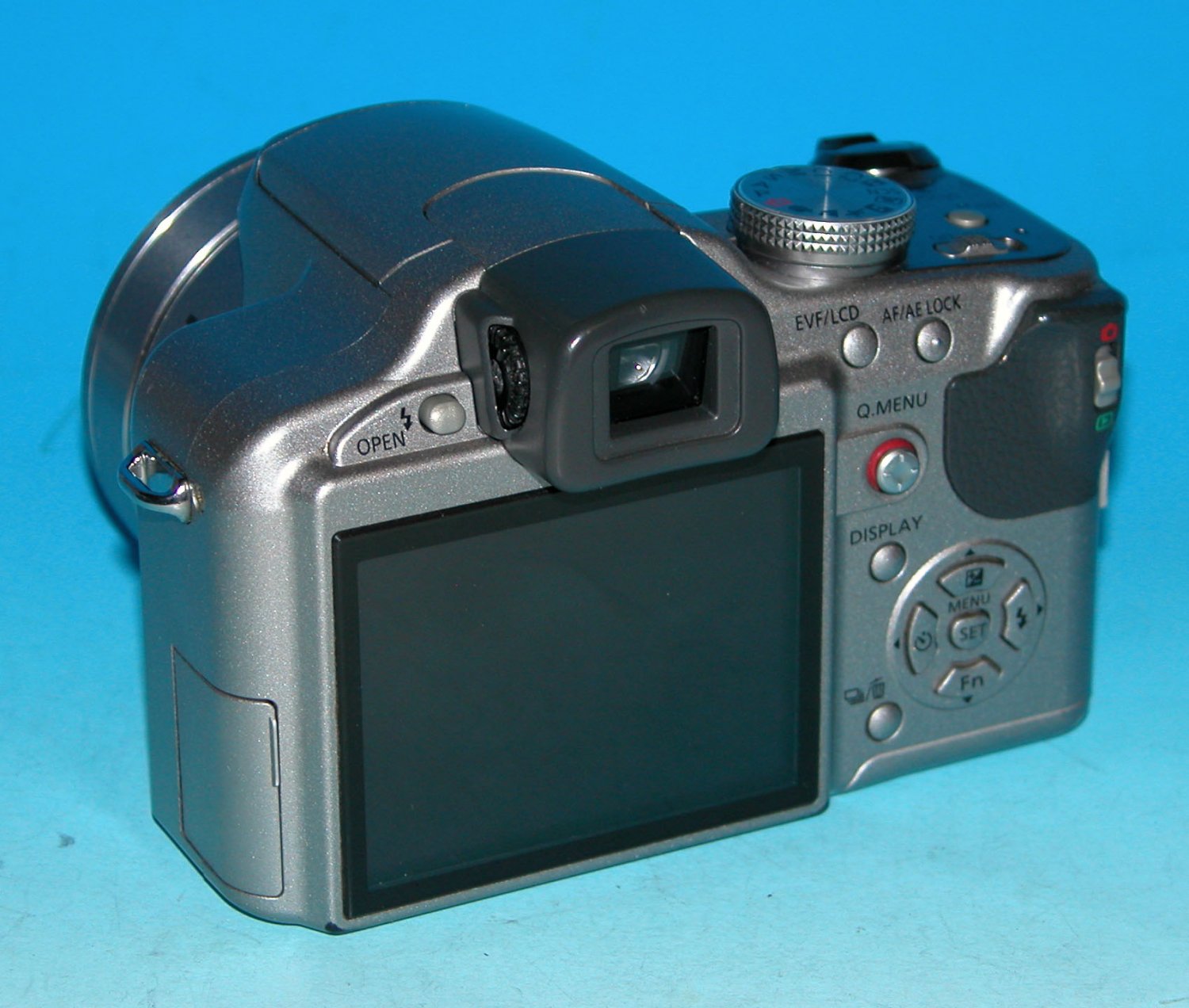Panasonic LUMIX DMCFZ28 10.1MP Digital Camera Silver