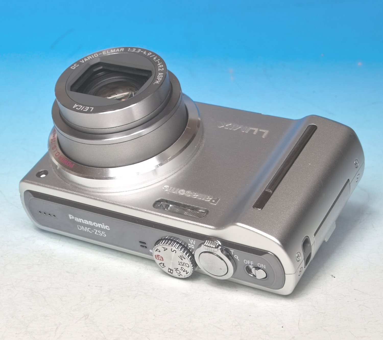 Panasonic LUMIX DMCZS5 / DMCTZ8 12.1MP Digital Camera Silver 2047