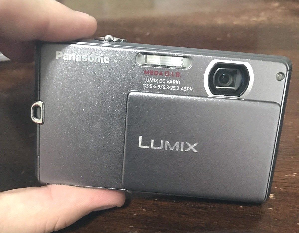 Panasonic LUMIX DMC-FP2 12.1MP Digital Camera - Gray #3184