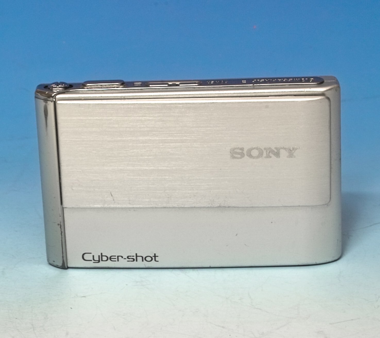 Sony Cyber-shot DSC-T70 8.1MP Digital Camera - Silver #3910