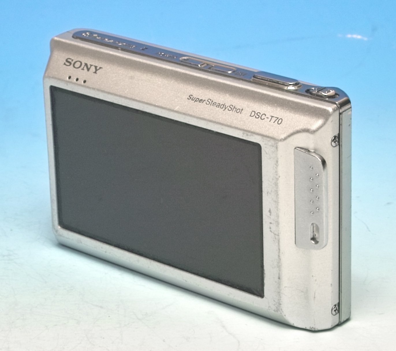 Sony Cybershot DSCT70 8.1MP Digital Camera Silver 3910