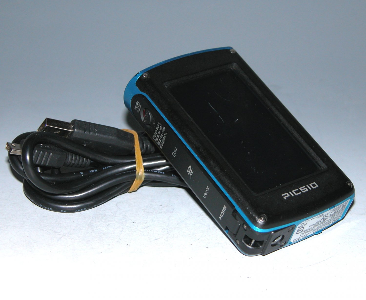 JVC Picsio GCWP10AU High Definition Camcorder With USB Charging Cable