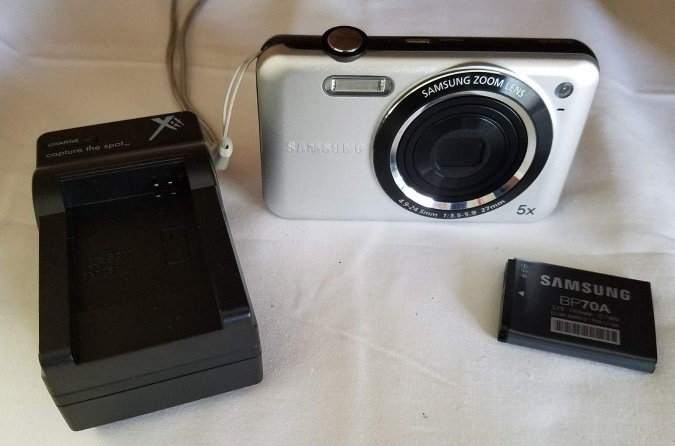 Samsung SL605 12.2MP Digital Camera Silver