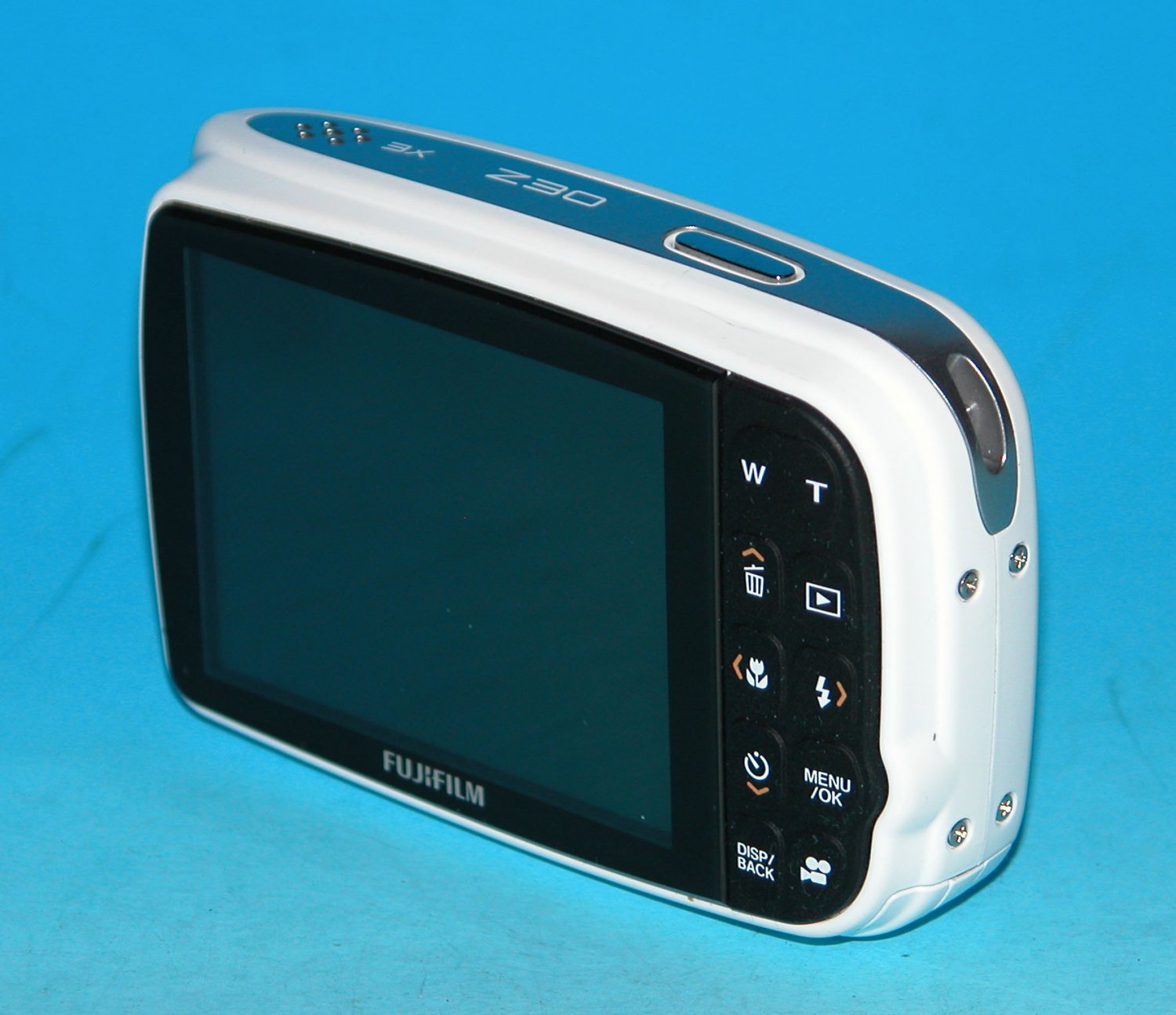 Fujifilm FinePix Z30 10 MP Digital Camera Whirl White