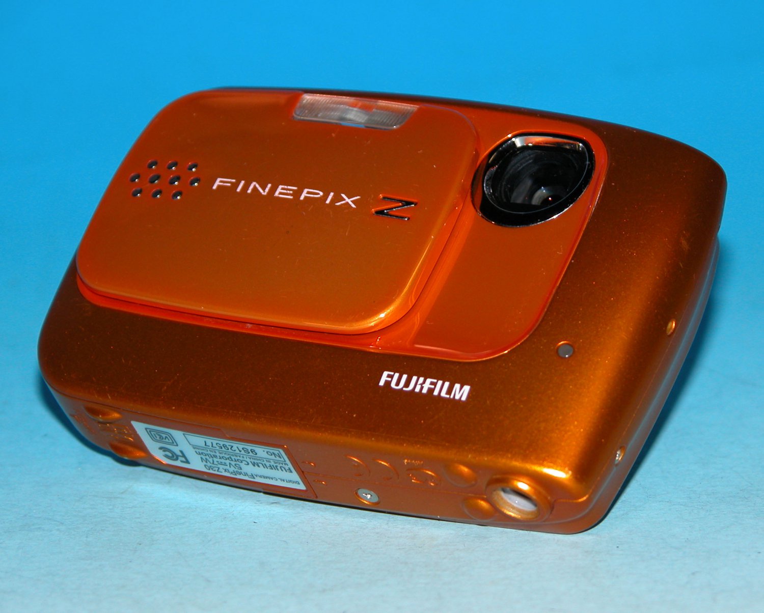 Fujifilm FinePix Z30 10 MP Digital Camera Orange