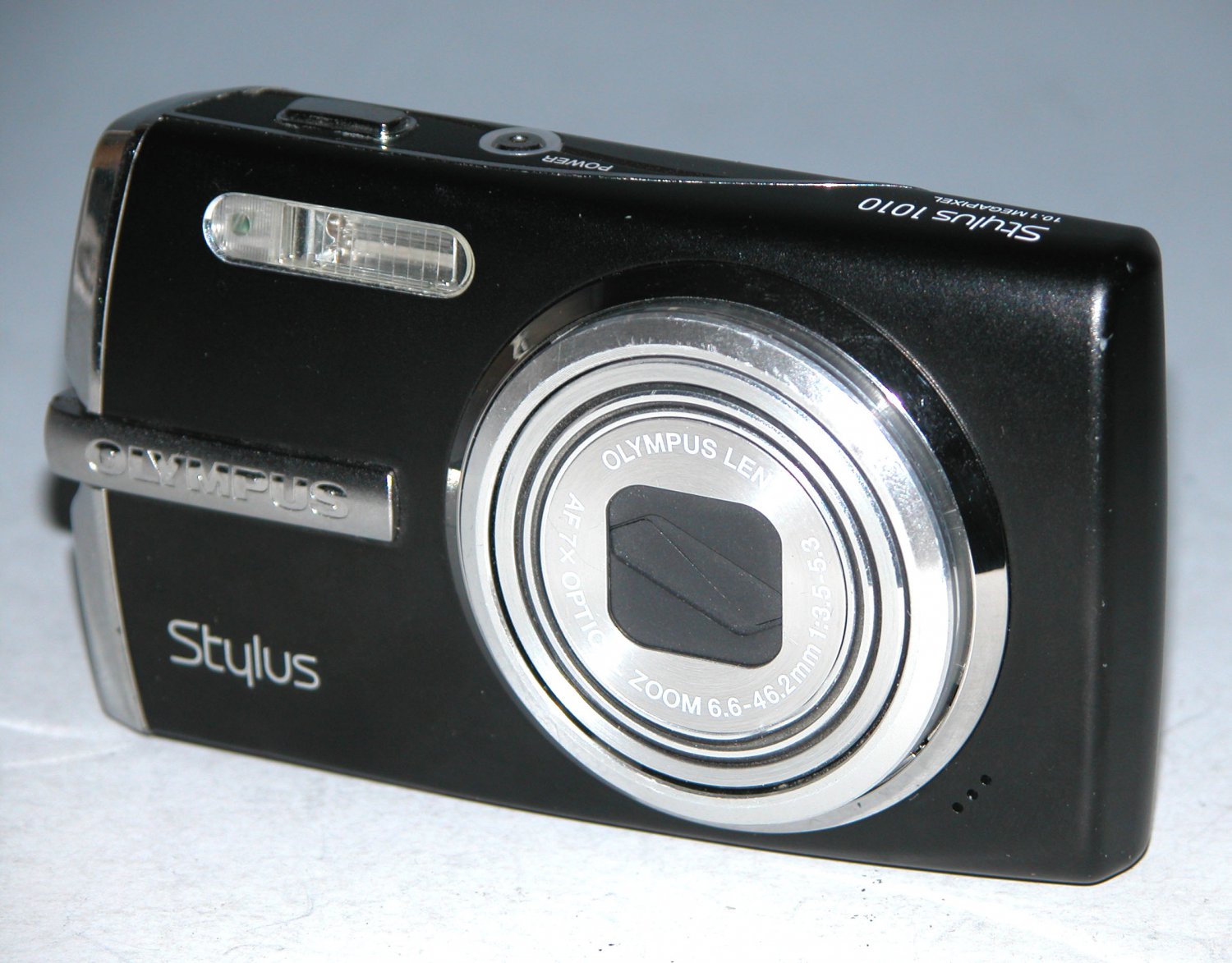 Olympus Stylus 1010 10.1MP Digital Camera Black 1716
