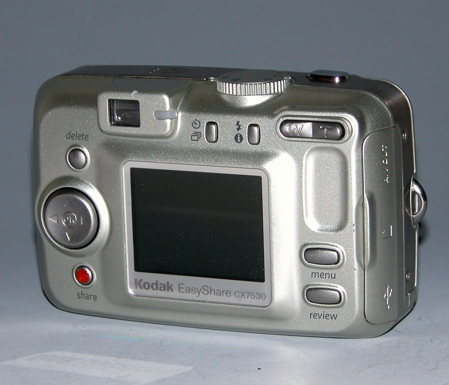 Kodak EasyShare CX7530 5.0MP Digital Camera # 0240