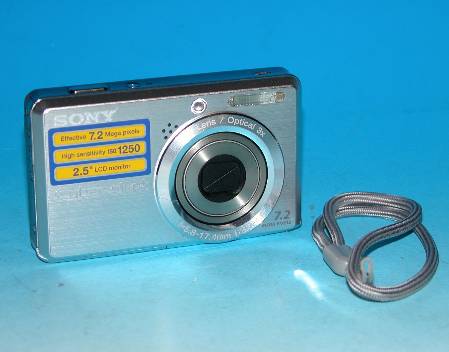 Sony Cyber-shot DSC-S750 7.2MP Digital Camera - Silver #4533