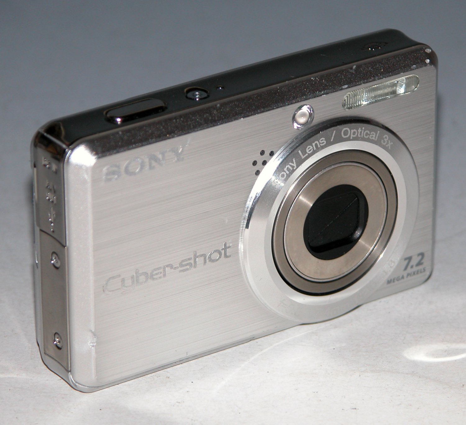 Sony Cyber-shot DSC-S750 7.2MP Digital Camera - Silver #9833