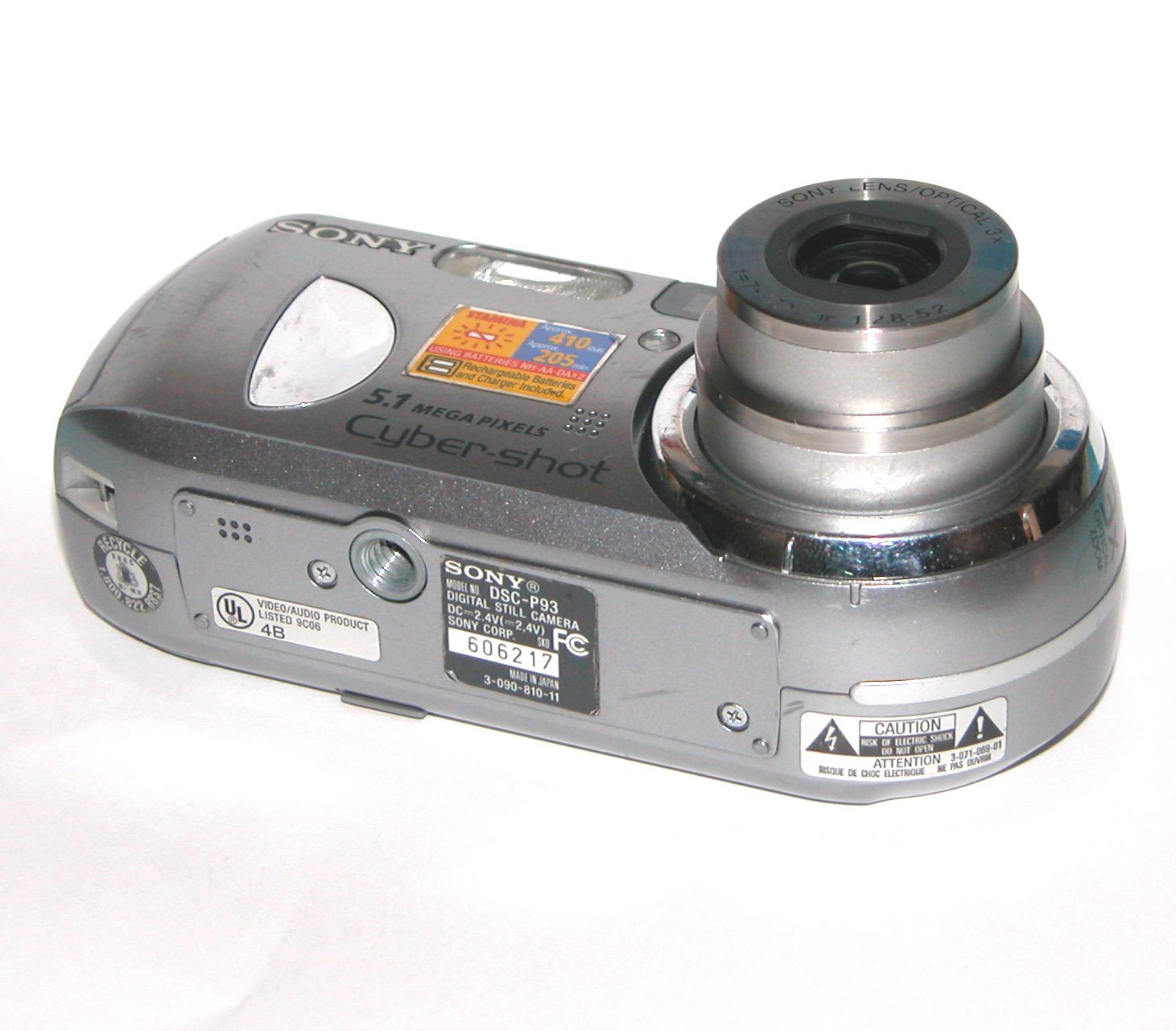 Sony Cybershot DSCP93 5.1MP Digital Camera (Japan Model) 6217