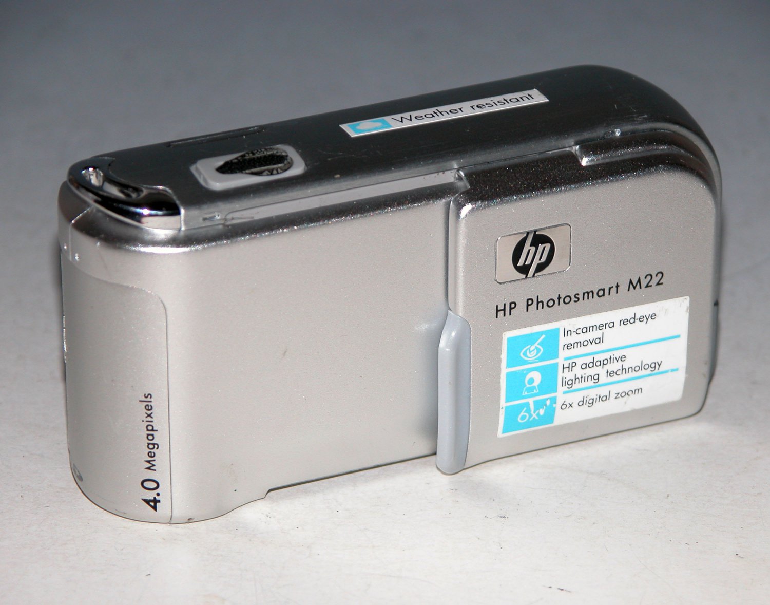 HP PhotoSmart M22 4.0MP Digital Camera - Silver