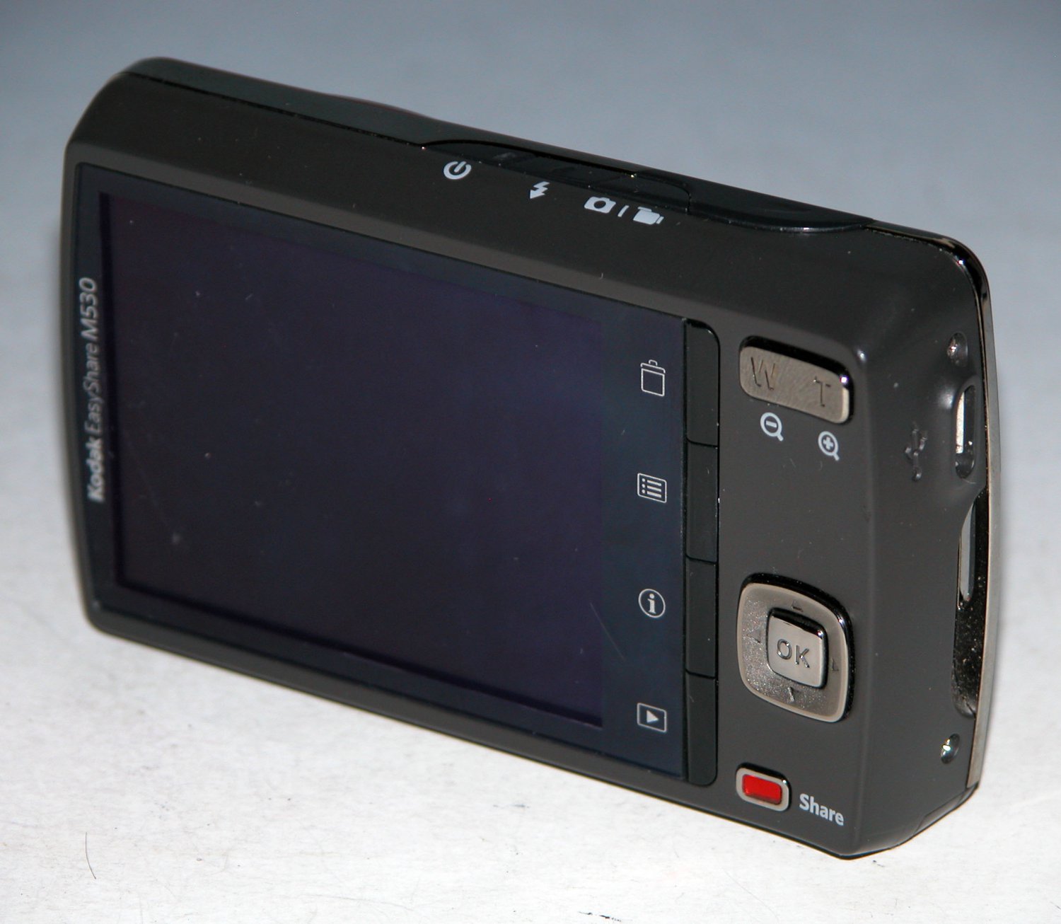 Kodak EasyShare M530 12.0MP Digital Camera Red 2232