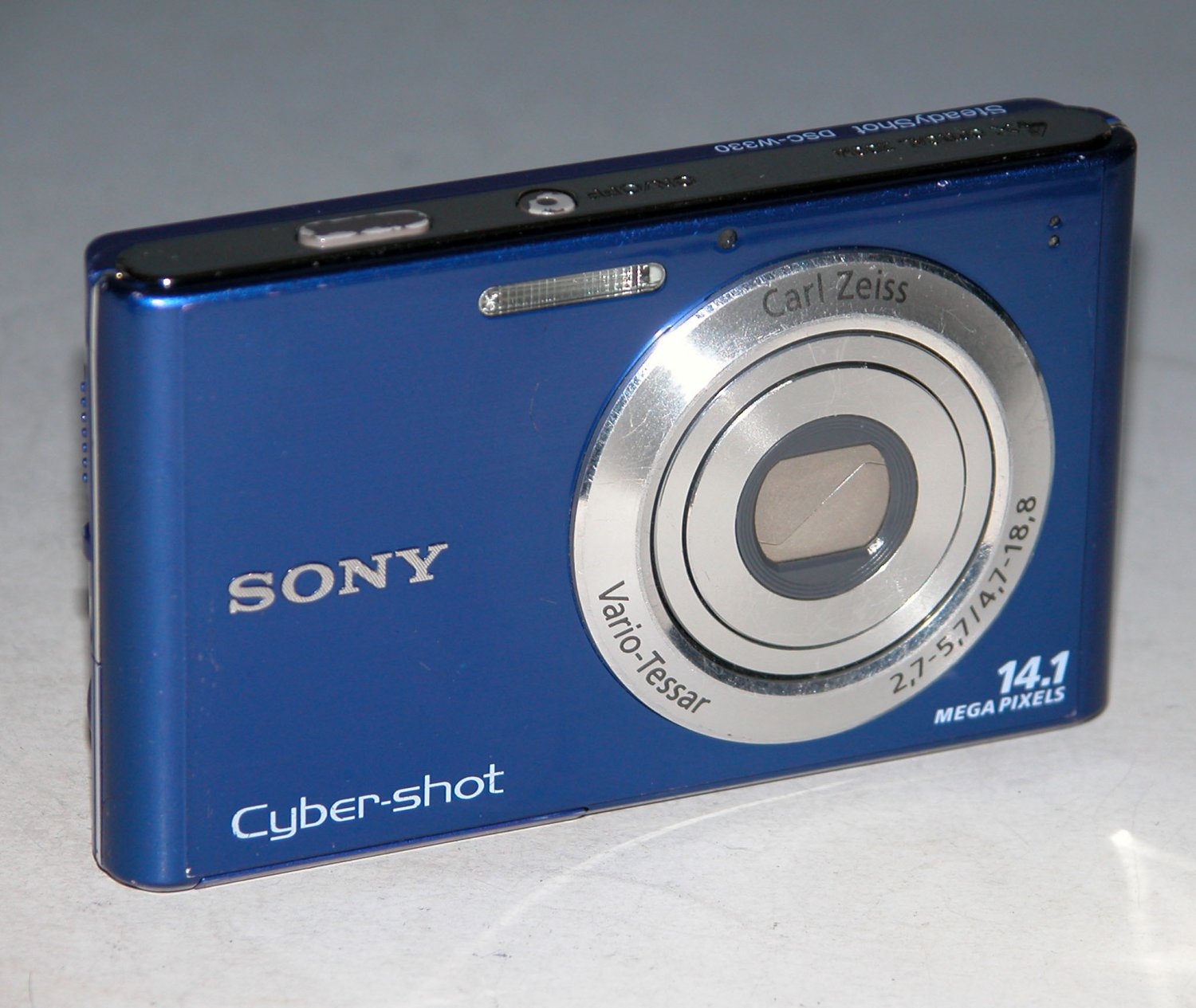 Sony Cybershot DSCW330 14.1MP Digital Camera Blue 8197