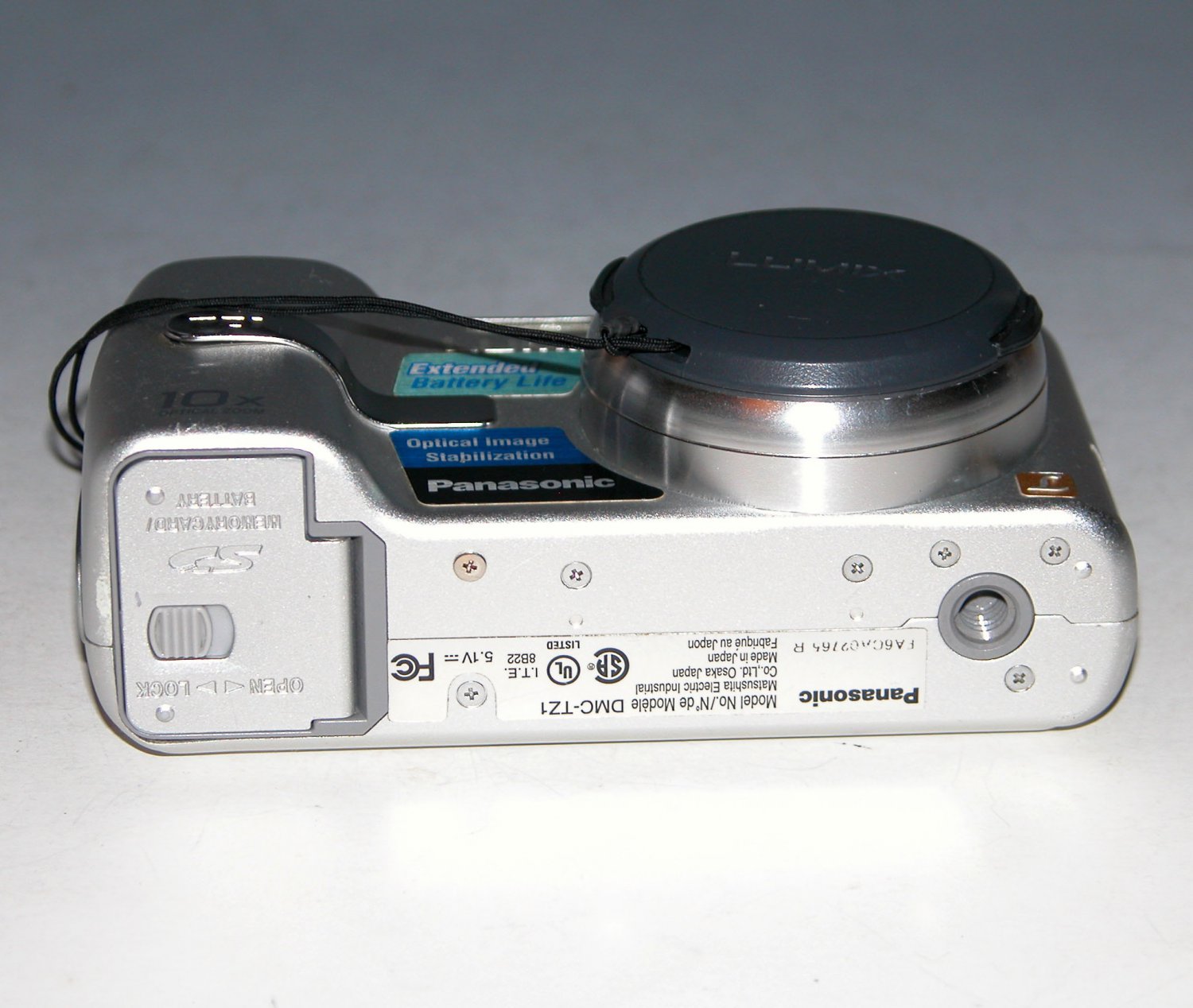 Panasonic LUMIX DMCTZ1 5.0MP Digital Camera Silver 2765