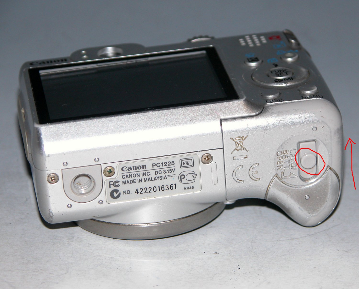 Canon PowerShot A570 IS 7.1MP Digital Camera Silver 6361