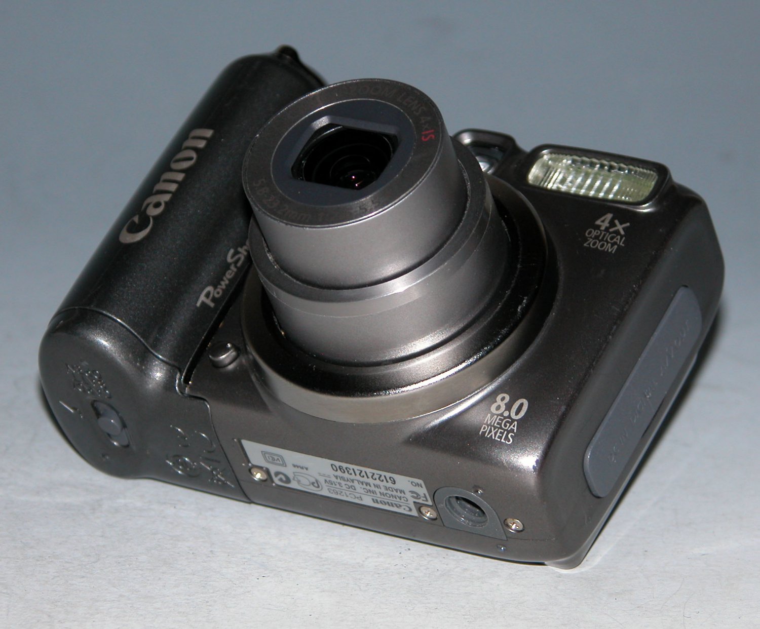 Canon PowerShot A590 IS 8.0MP Digital Camera 1390