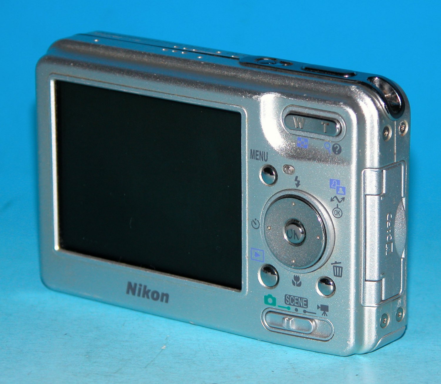 Nikon Coolpix S1 51mp Digital Camera 1427