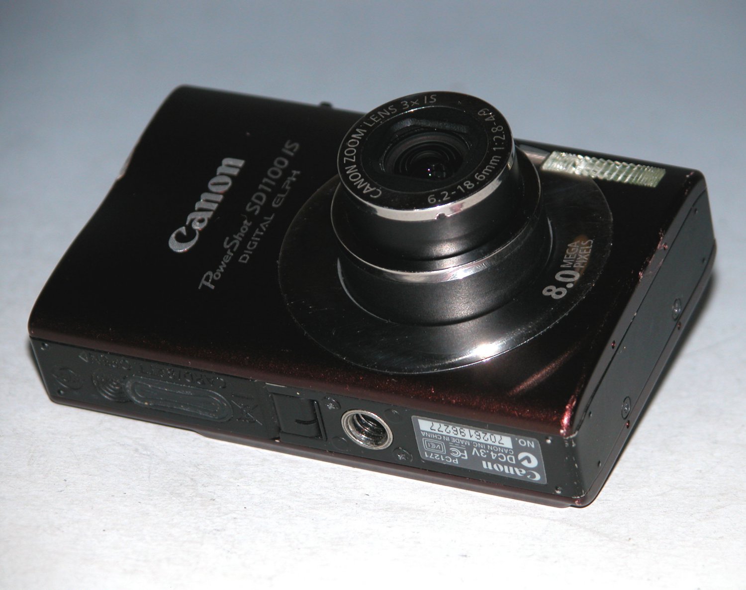 Canon PowerShot Digital ELPH SD1100IS 8MP Digital Camera Brown 6277