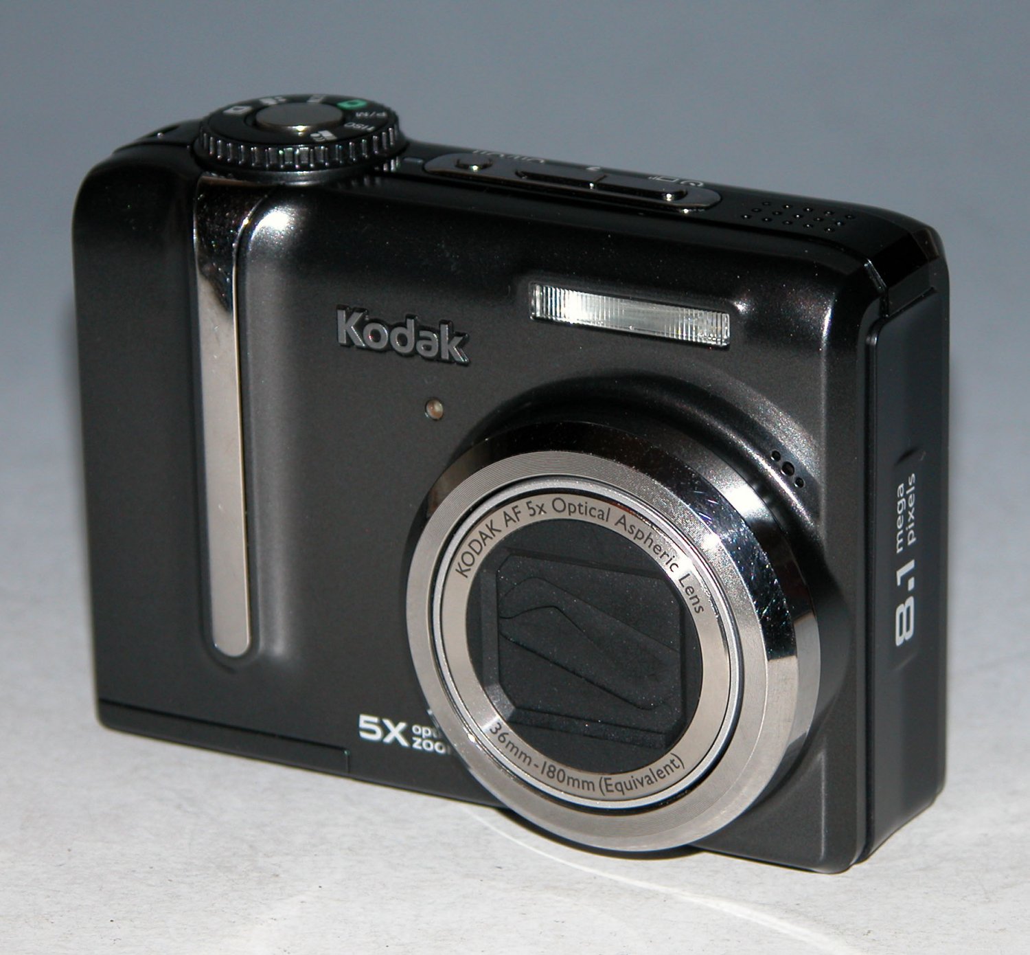 Kodak EasyShare Z885 8.1MP Digital Camera 5151