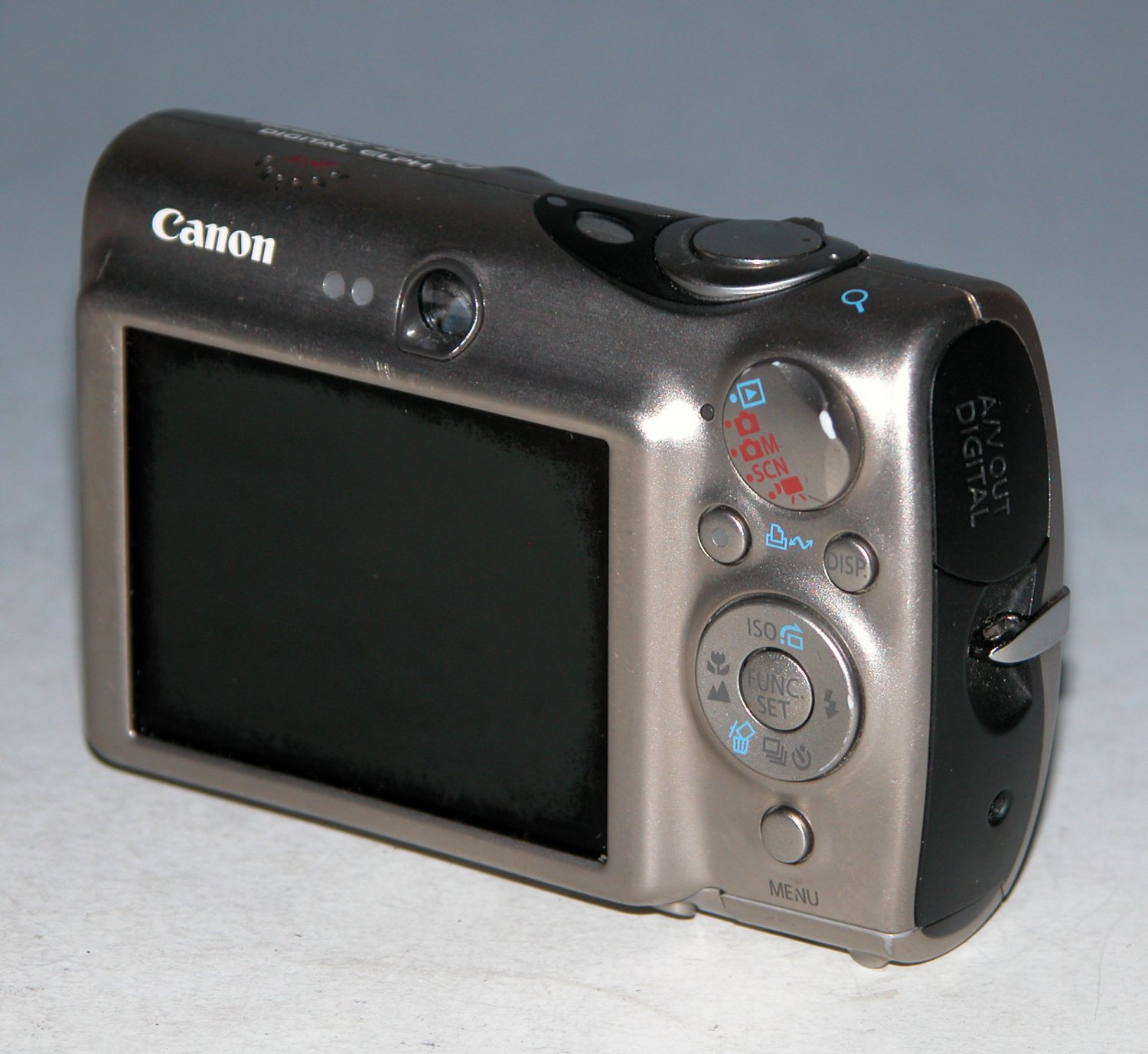 Canon PowerShot Digital ELPH SD900 Titanium 10MP Digital Camera 0764