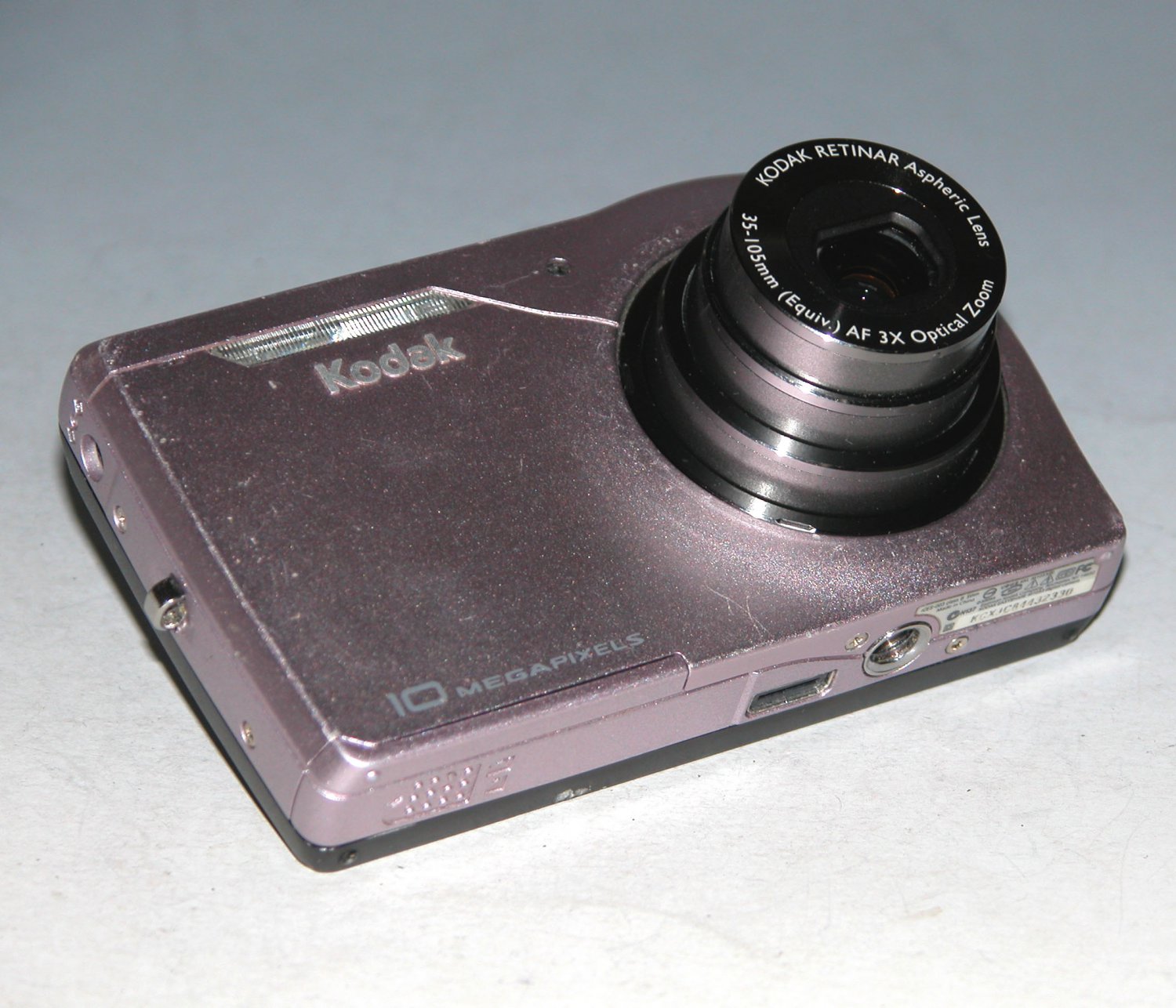 Kodak EasyShare M1033 HD 10.0MP Digital Camera Pink 2330