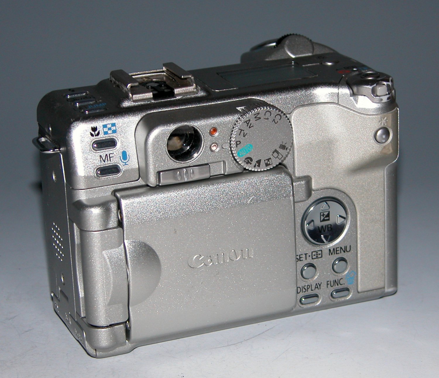 Canon PowerShot G6 7.1MP Digital Camera Silver 6573