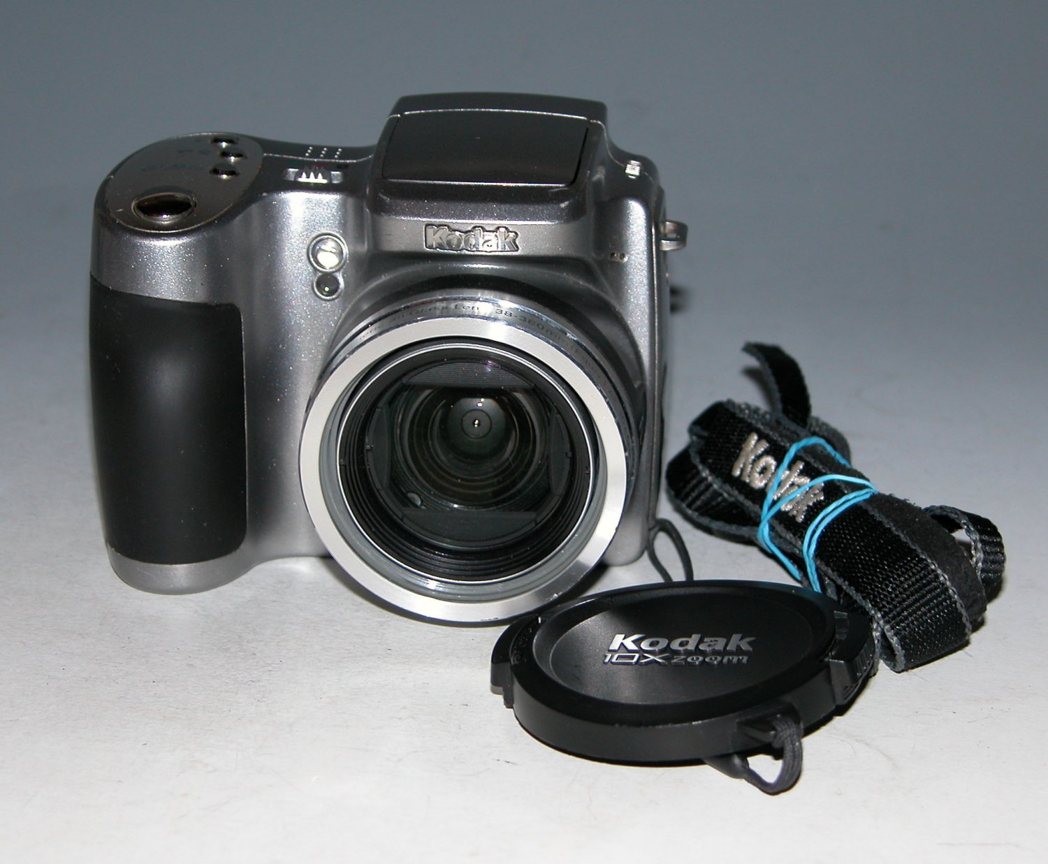 Kodak EasyShare Z740 5.0MP Digital Camera - Silver #2815