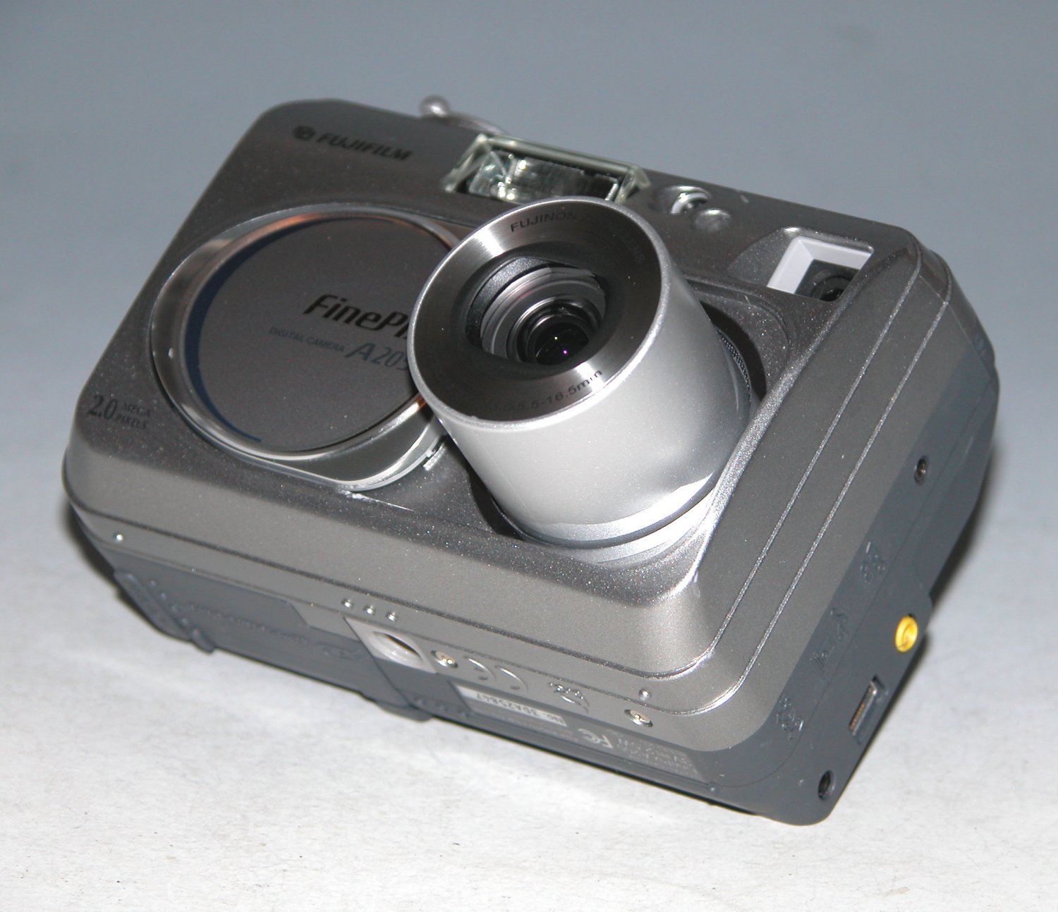 FujiFilm FinePix A205 2MP Digital Camera #5847