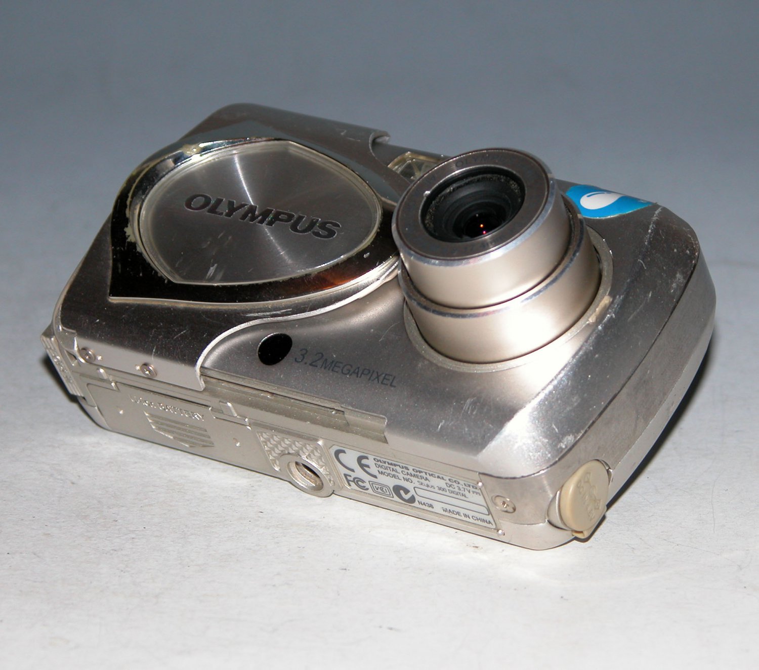Olympus Stylus 300 Digital 3.2MP Digital Camera ns