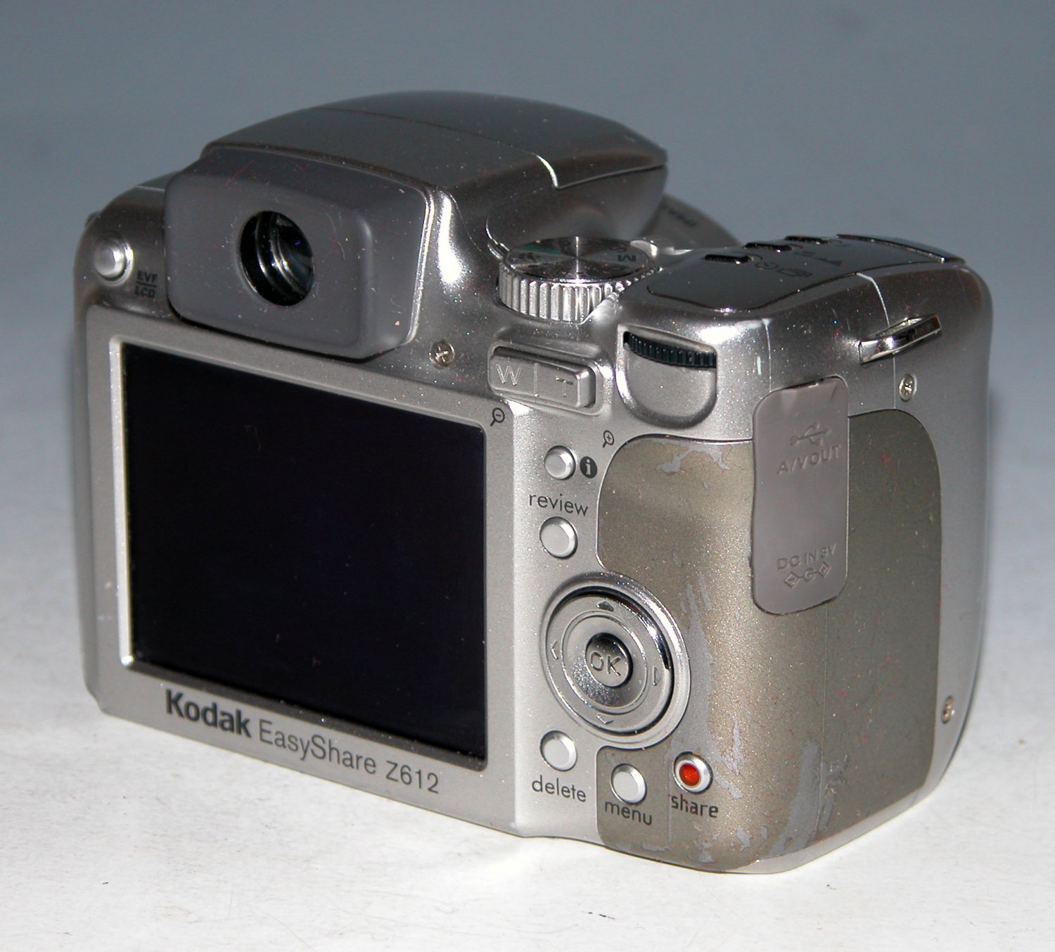 Kodak EasyShare Z612 6.1MP Digital Camera - Silver #2708