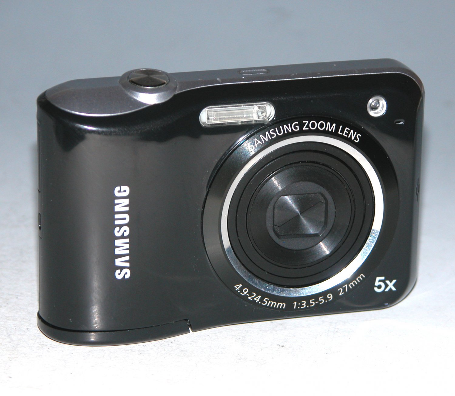 Samsung ES28 12.2 MP Digital Camera - Black #3958