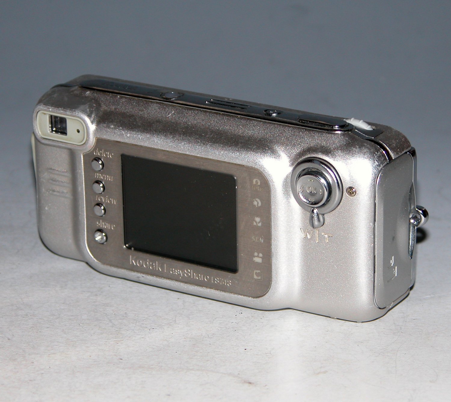 Kodak EasyShare LS743 4.0MP Digital Camera - Silver #1912