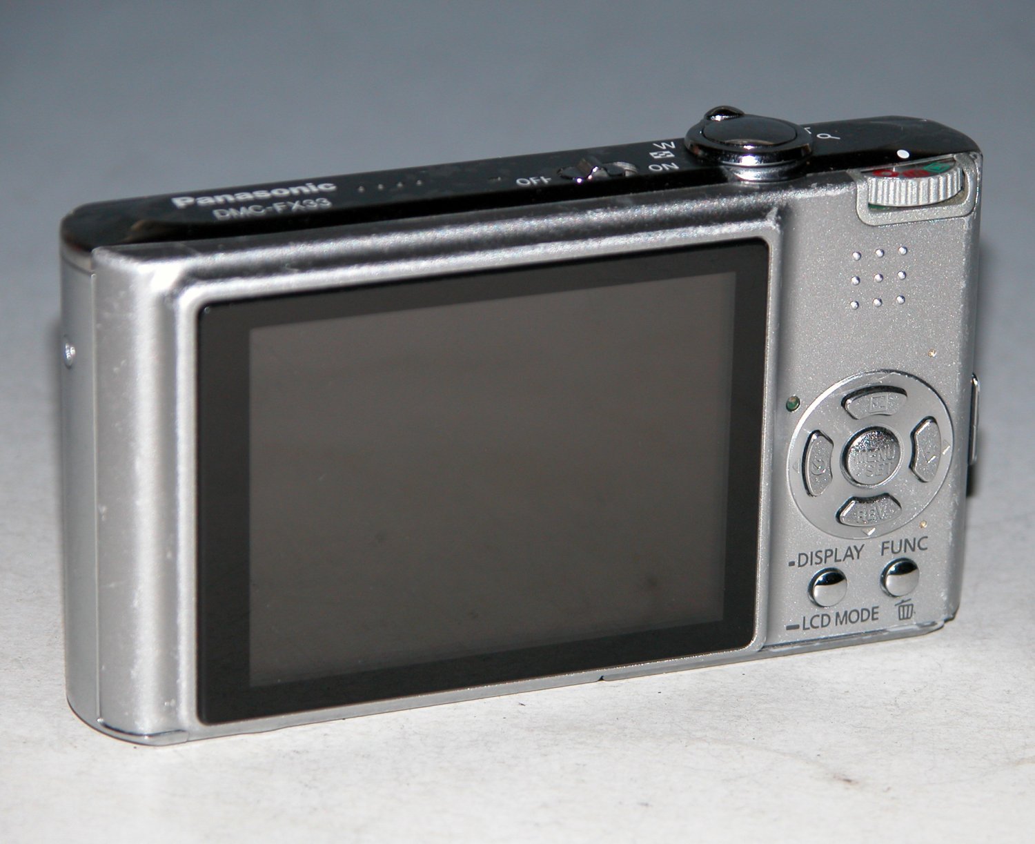 Panasonic LUMIX DMC-FX33 8.1 MP Digital Camera - Silver #1825