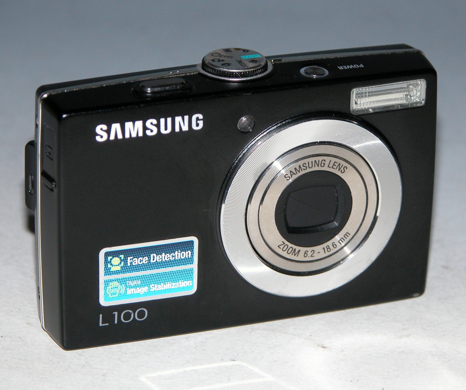 Samsung L100 8.1MP Digital Camera - Black #7689