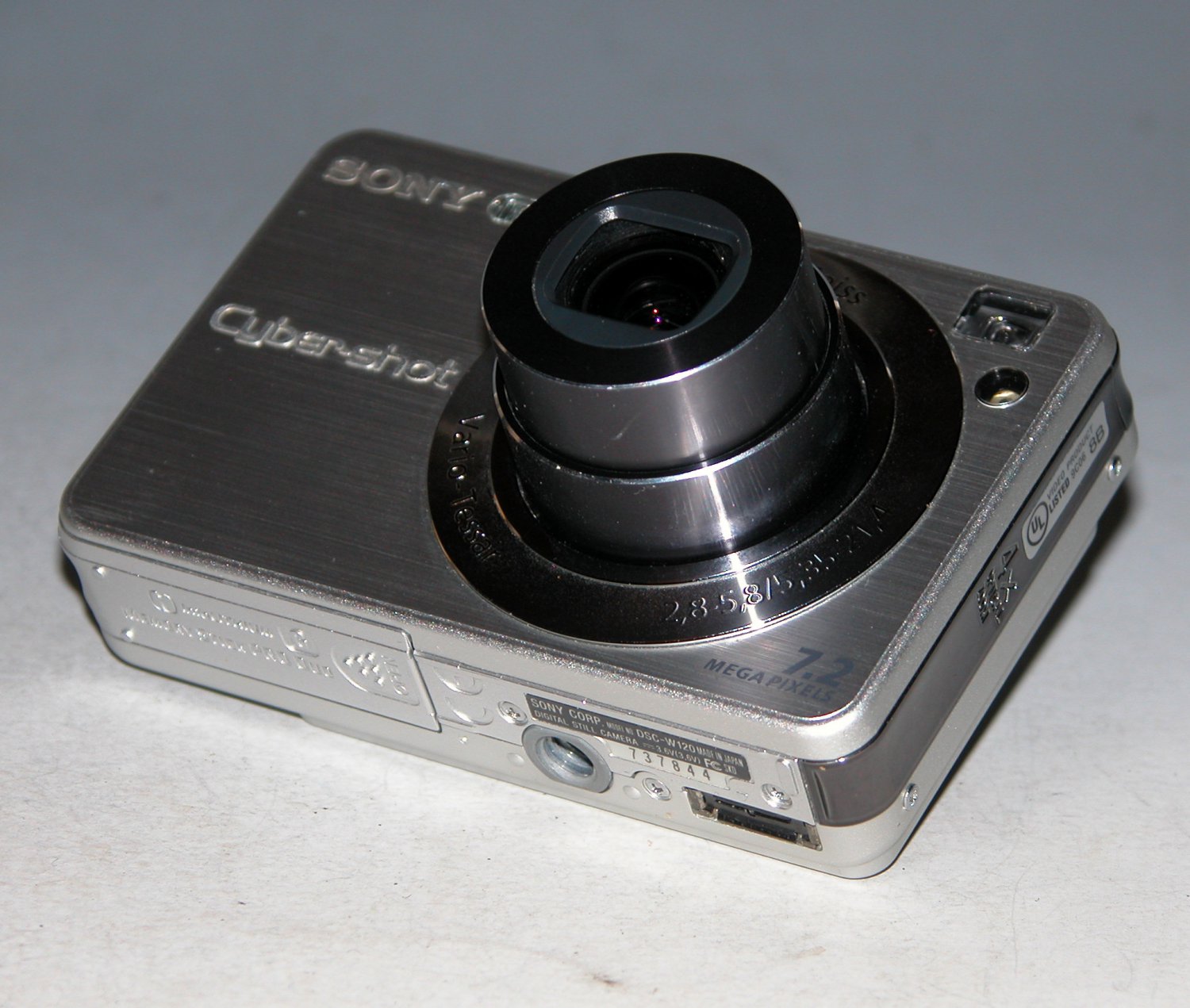 Sony Cybershot DSCW120 7.2MP Digital Camera Silver 7844