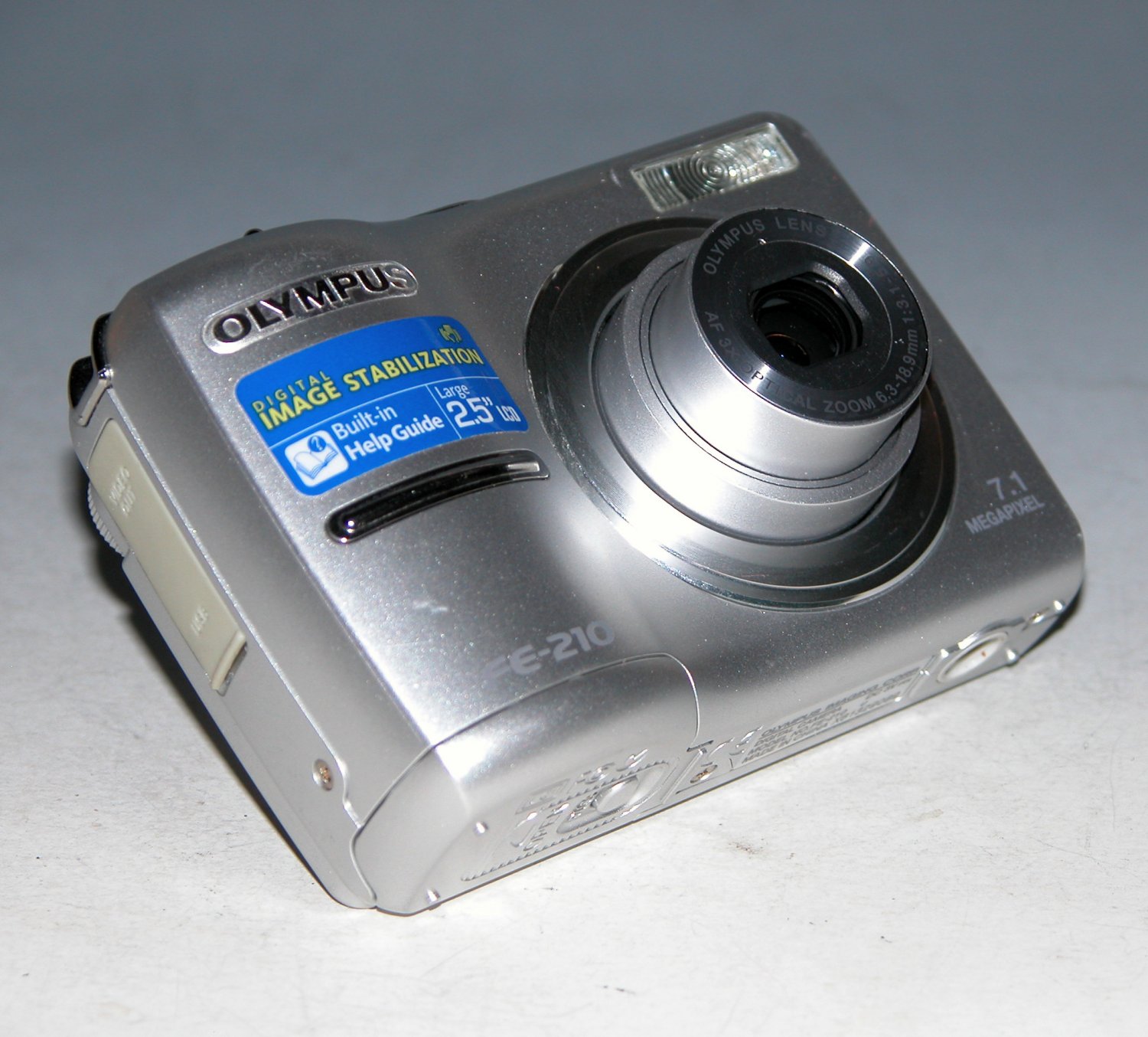 Olympus FE-210 7.1MP Digital Camera - Silver #9089