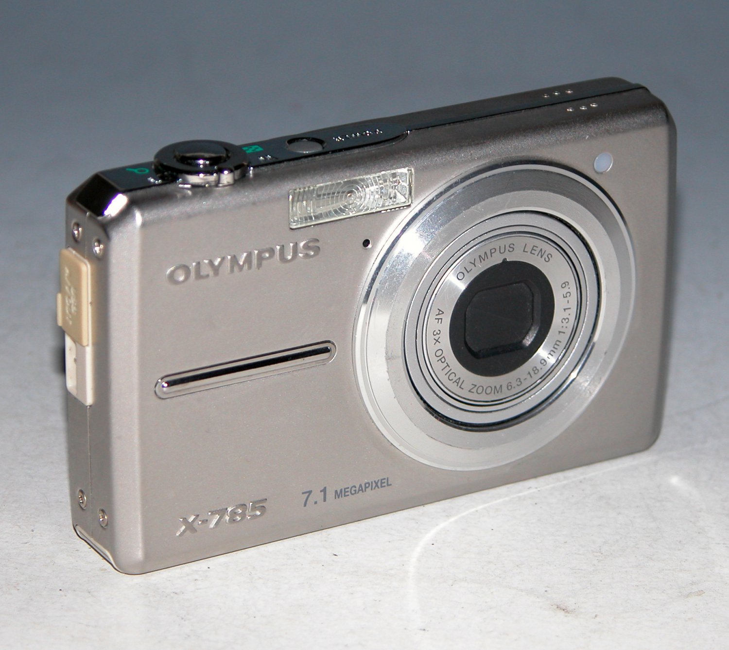 Olympus X-785 7.1 MP Digital Camera - Silver #9089