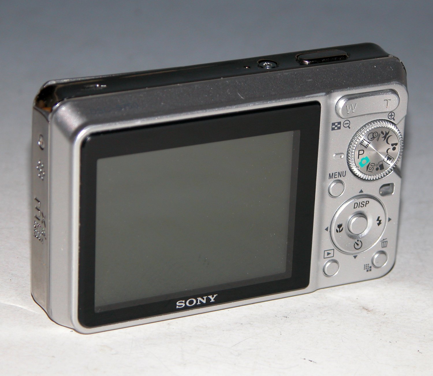 Sony Cybershot DSCS750 7.2MP Digital Camera Silver 1937