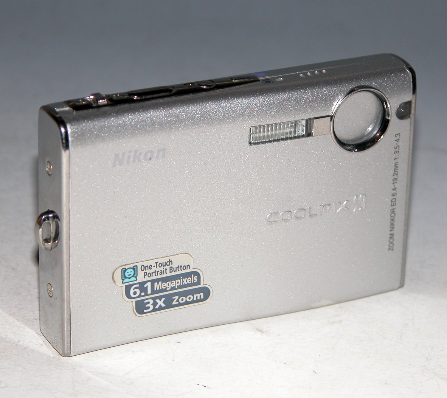 Nikon Coolpix S9 6.1MP Digital Camera - Silver #6810