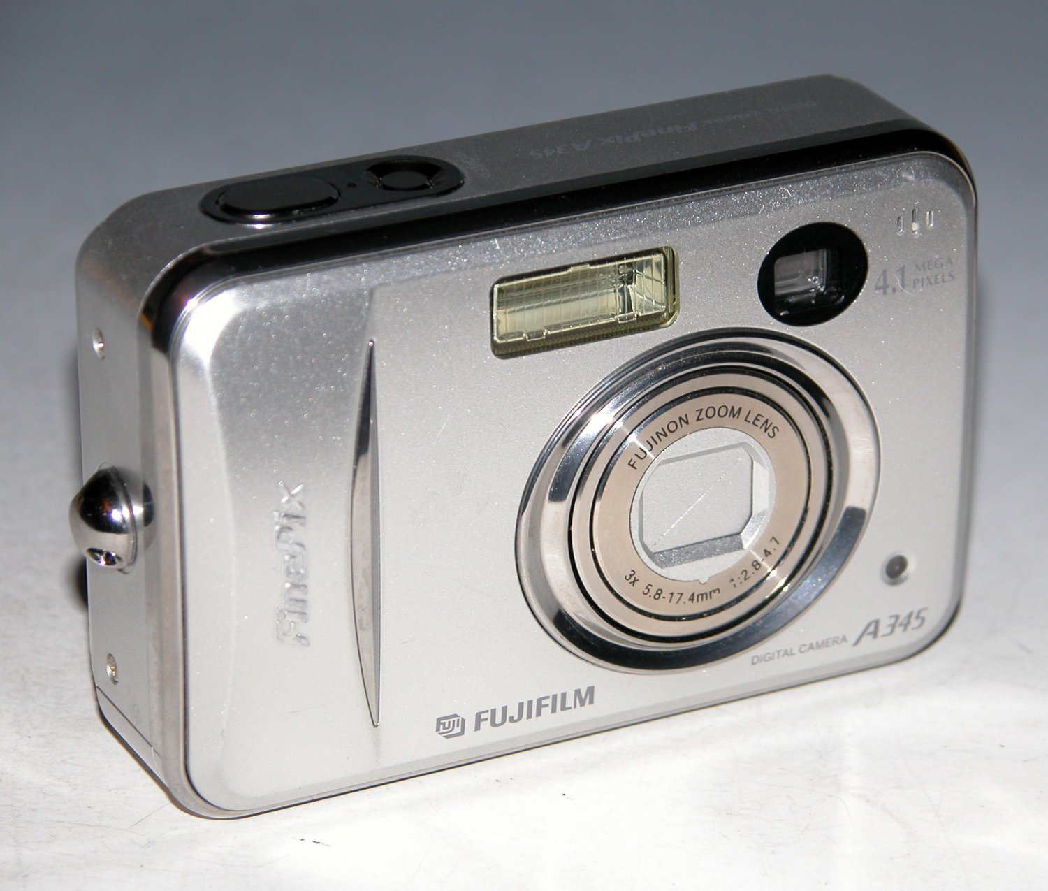 FujiFilm FinePix A345 4.1MP Digital Camera Silver 0801
