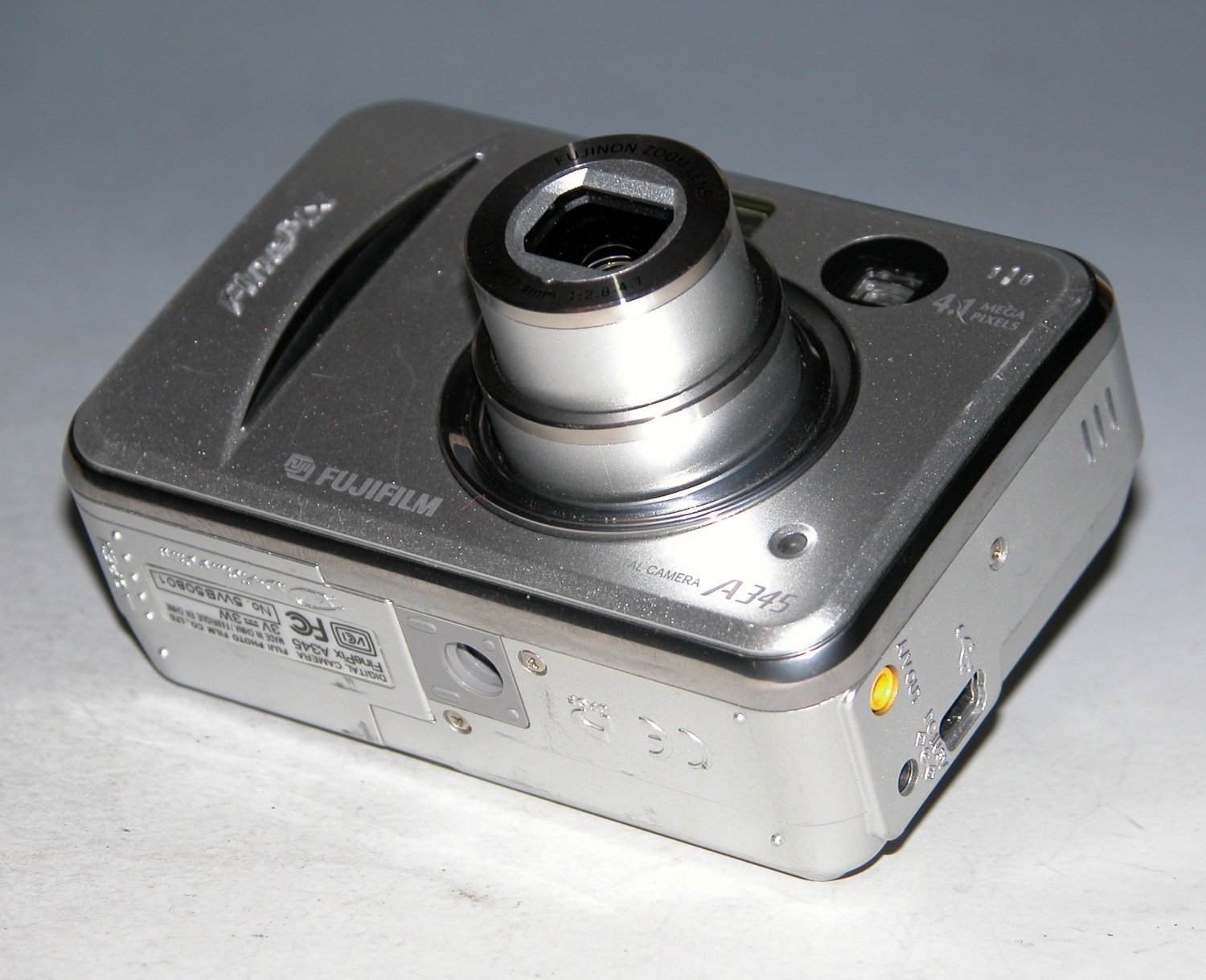 FujiFilm FinePix A345 4.1MP Digital Camera - Silver #0801