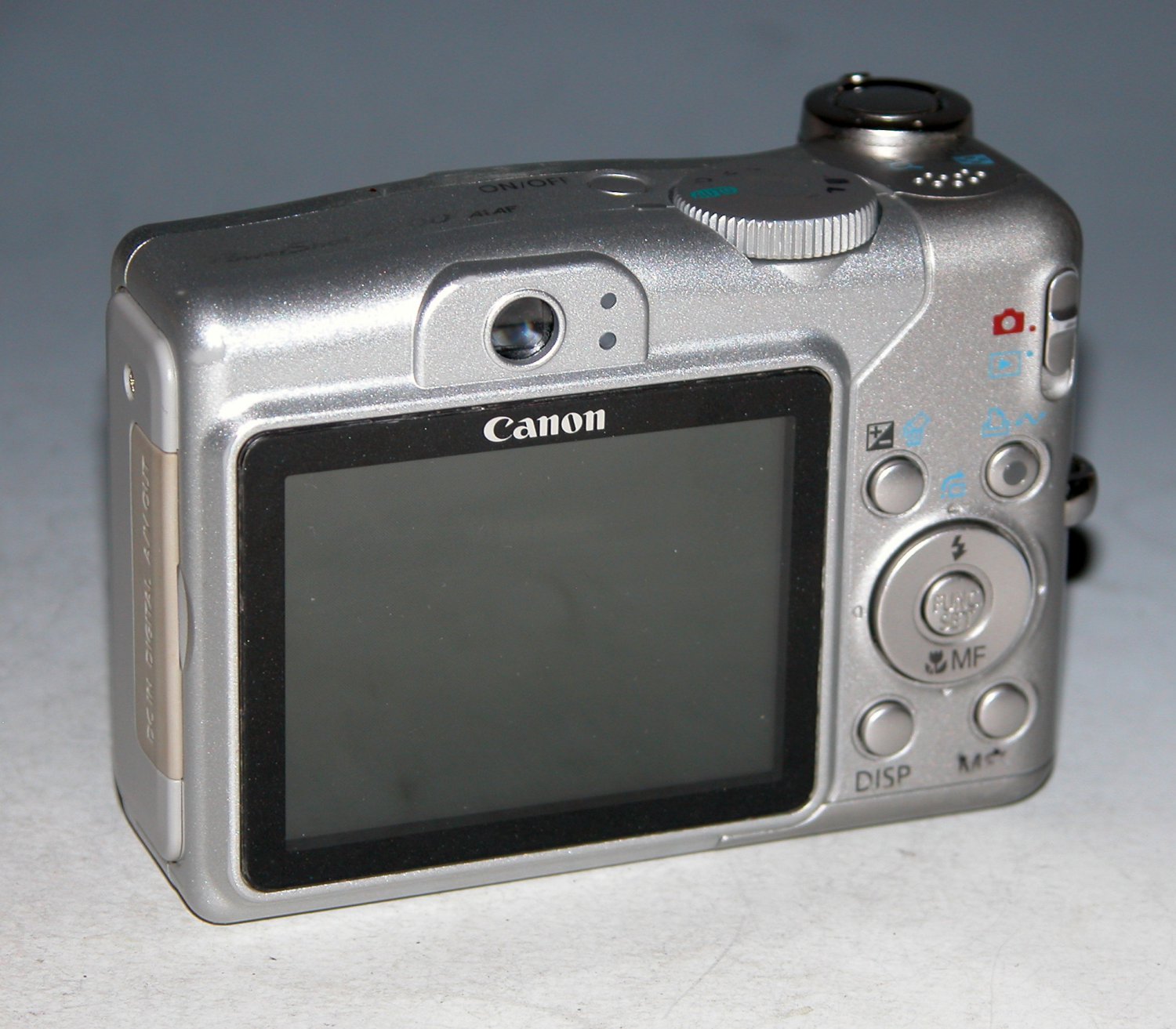 Canon PowerShot A700 6MP Digital Camera Silver ns