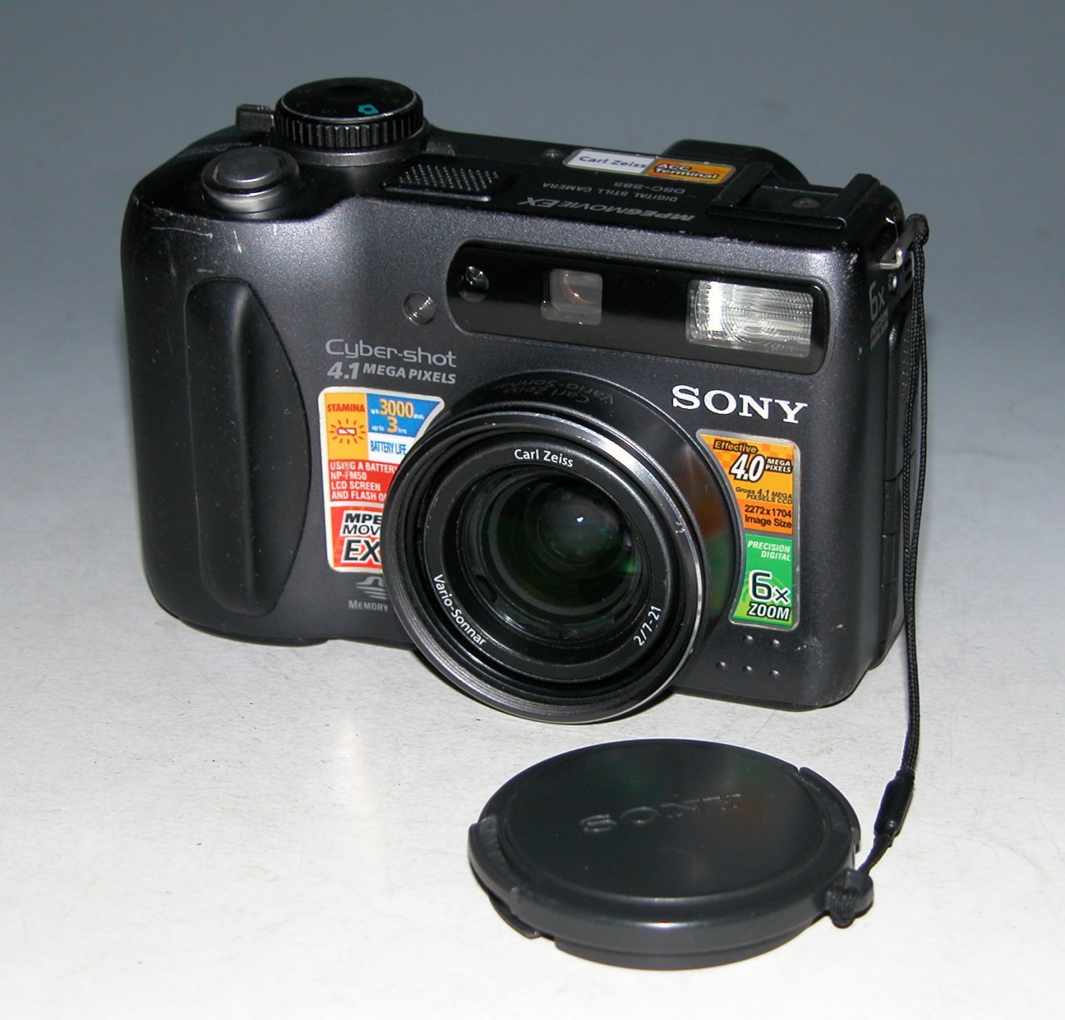 Sony Cyber-shot DSC-S85 4.1MP Digital Camera - Black #8320