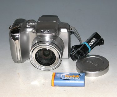 Kodak EasyShare Z612 6.1MP Digital Camera - Silver #3994