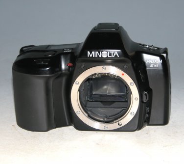 Minolta Maxxum 2xi 35mm SLR Film Camera (Body Only) #1225